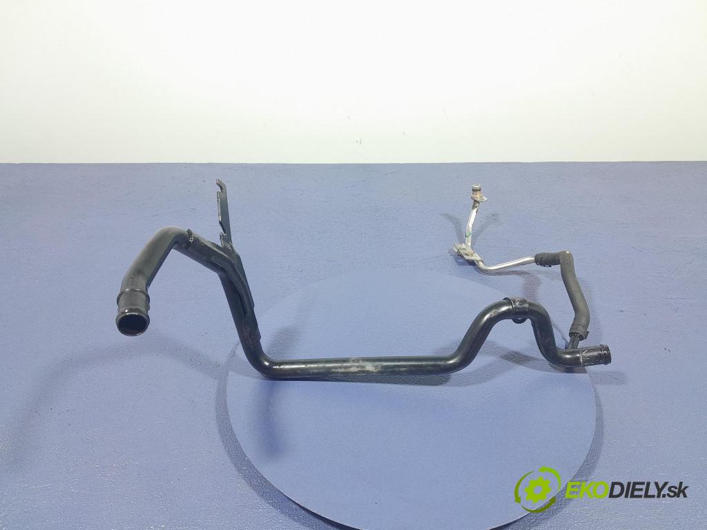 Skoda Kodiaq 2020 rúrka Chladič: 03N121065J