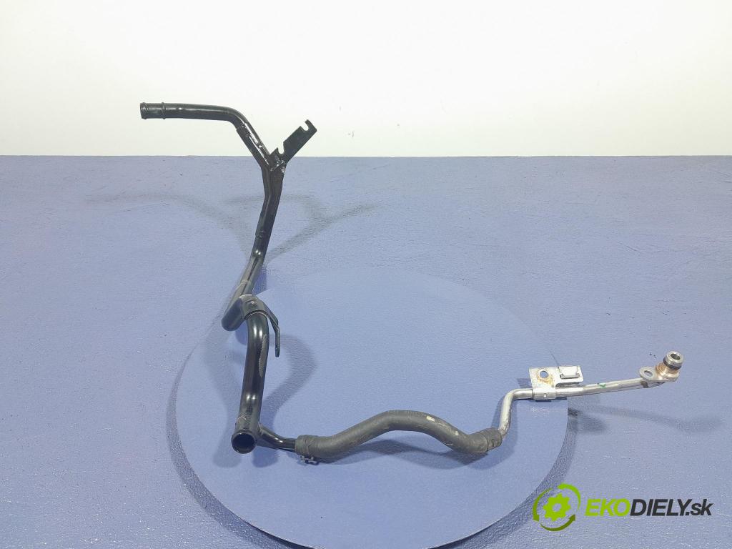 Skoda Kodiaq 2020 rúrka Chladič: 03N121065J