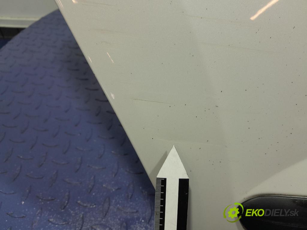 Peugeot 3008 2013 dvere zad pravé