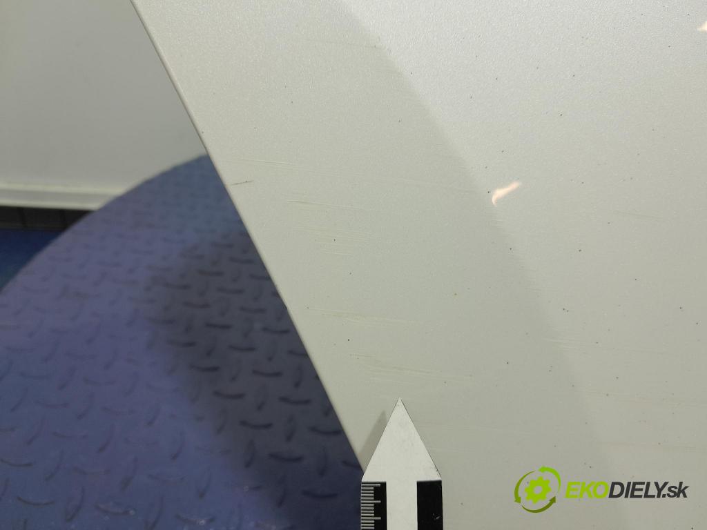 Peugeot 3008 2013 dvere zad pravé