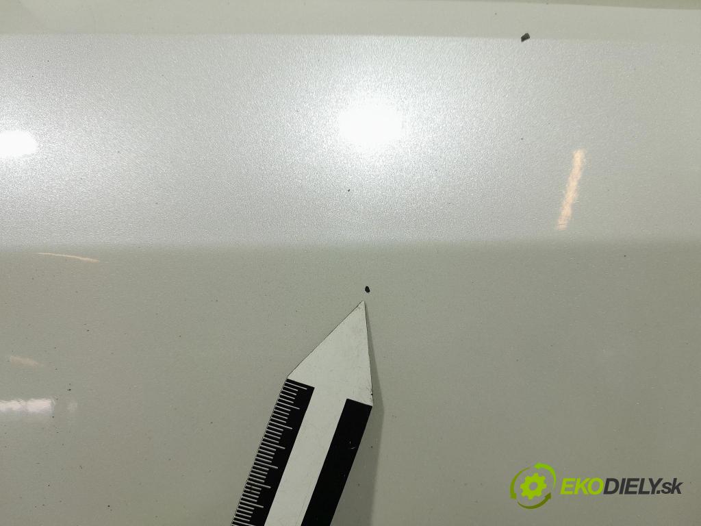 Peugeot 3008 2013 zadní dveře kufra: kufr