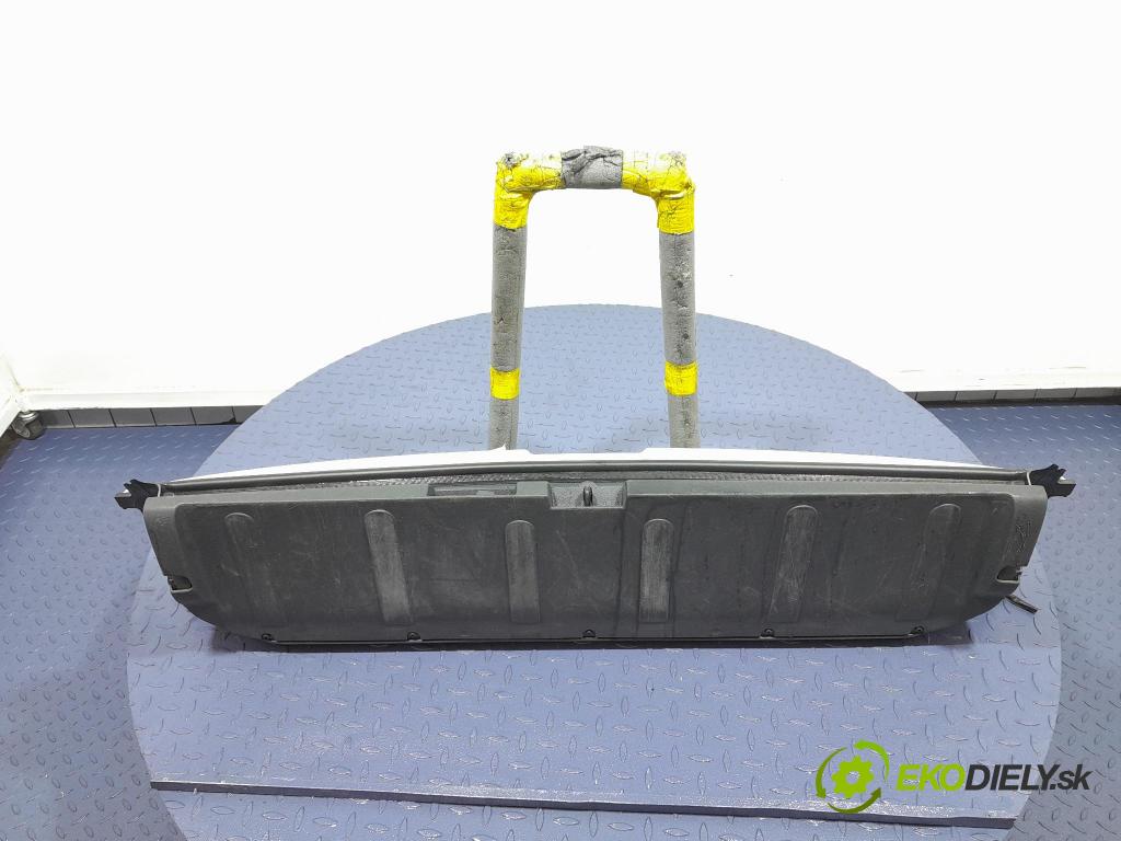 Peugeot 3008 2013 zadní dveře kufra: kufr