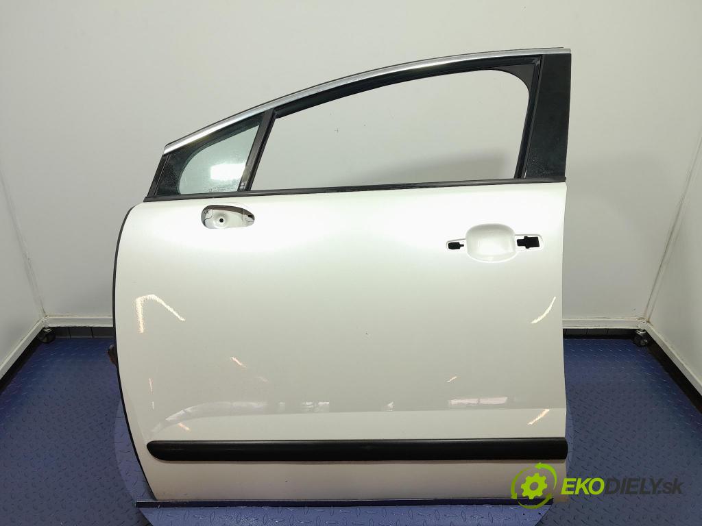 Peugeot 3008 2013 dveře před Vlevo, odjet: