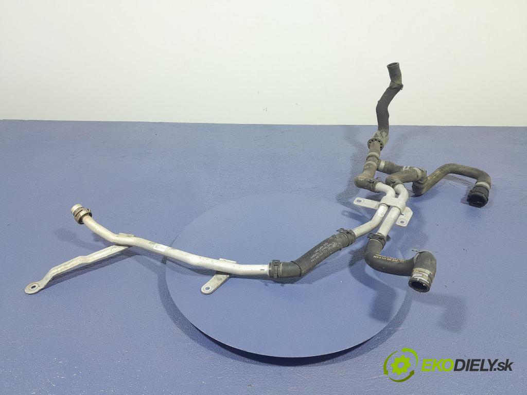 Audi Q7 2018 rúrka Chladič: 4M0819350J