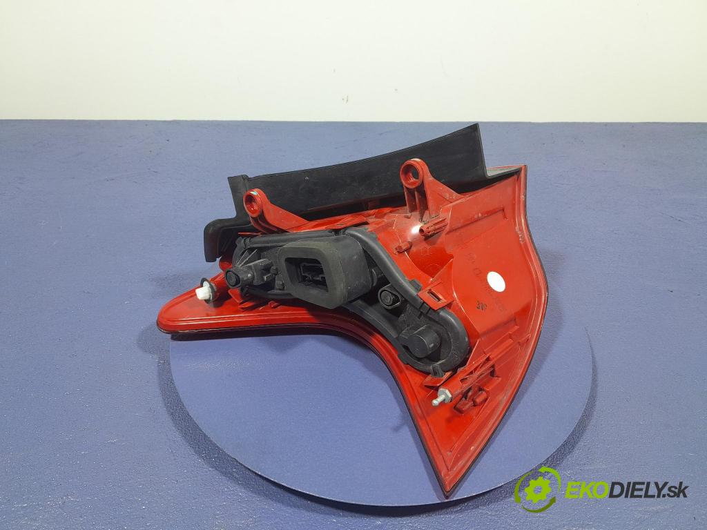 Peugeot 3008 2013 světlo Zad: Práva: Mimo: 9683460780