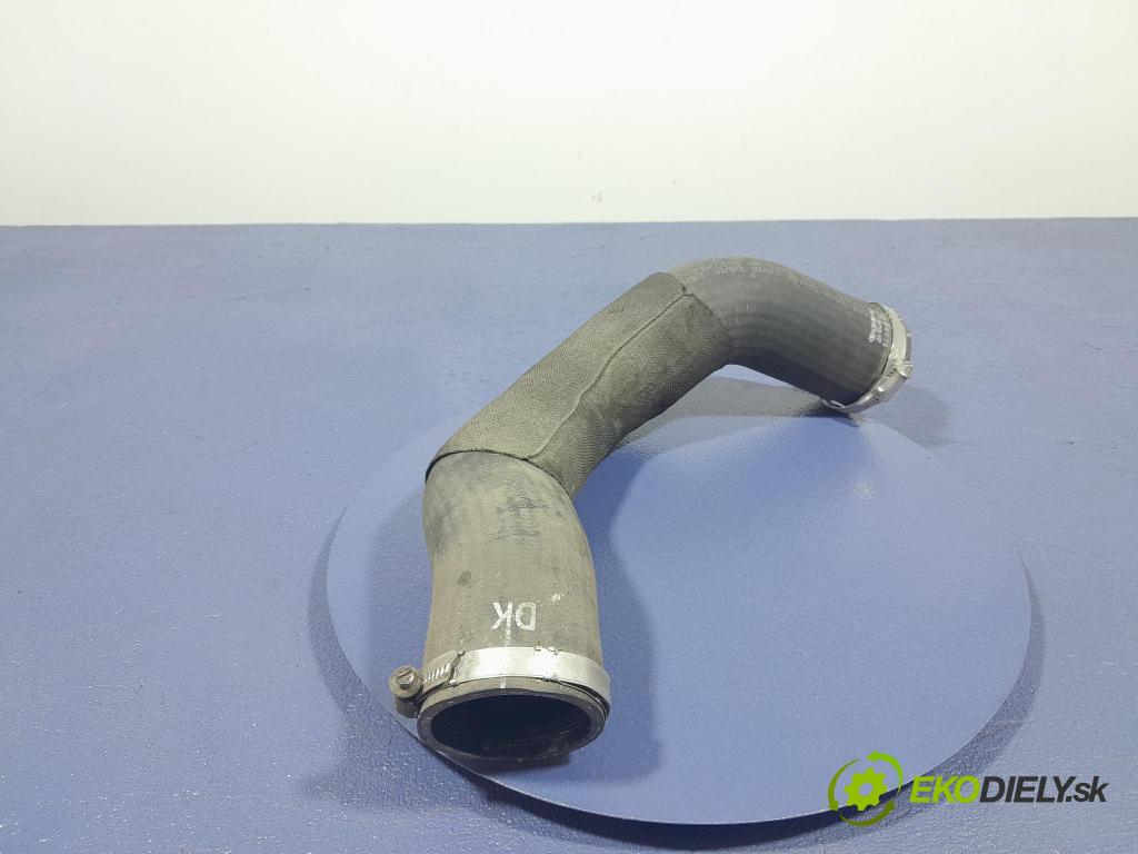 Audi Q7 2018 rúrka Vzduch: 4M0145737M