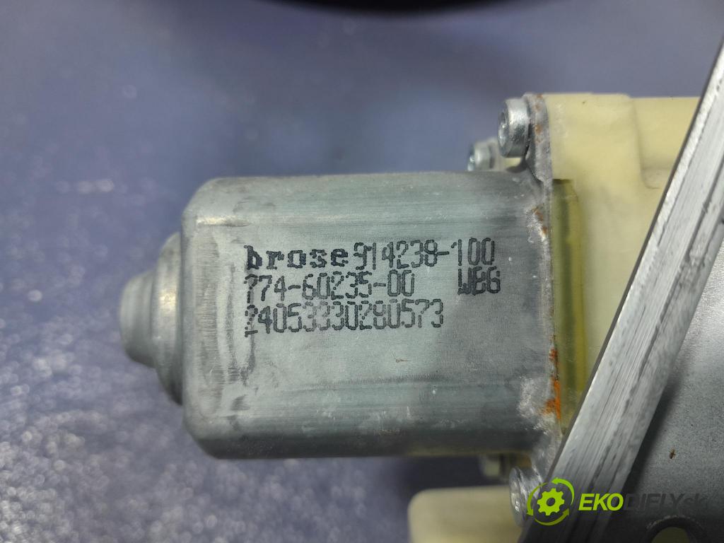 Peugeot 3008 2013 mechanismus stahování Sklenka: před Levý: 9682808980