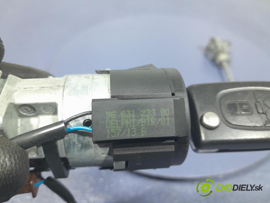 Peugeot 3008 2013 Spínač zapalování. 36410600
