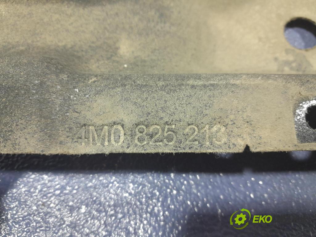 Audi Q7 2018 kryt Plast: podvozek: 4M0825213J