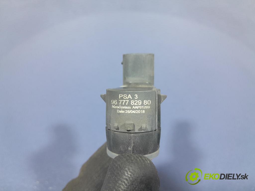 Peugeot 3008 2013 snímač / riadiaca jednotka PDC 9677782980