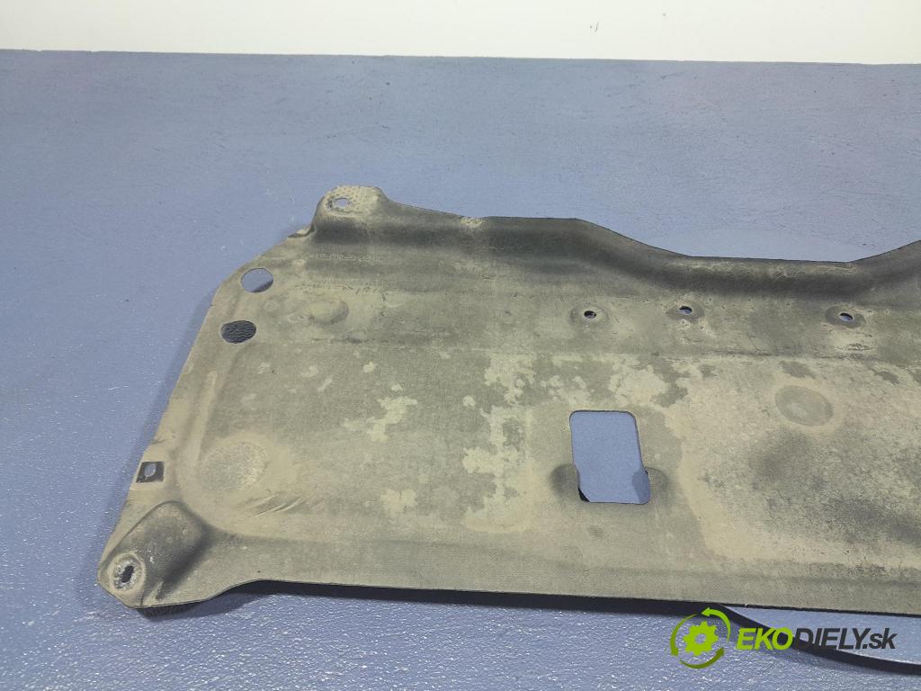 Audi Q7 2018 kryt Plast: podvozek: 4M0804033C