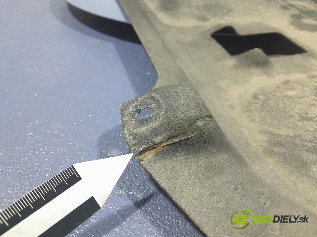 Audi Q7 2018 kryt Plast: podvozek: 4M0804033C