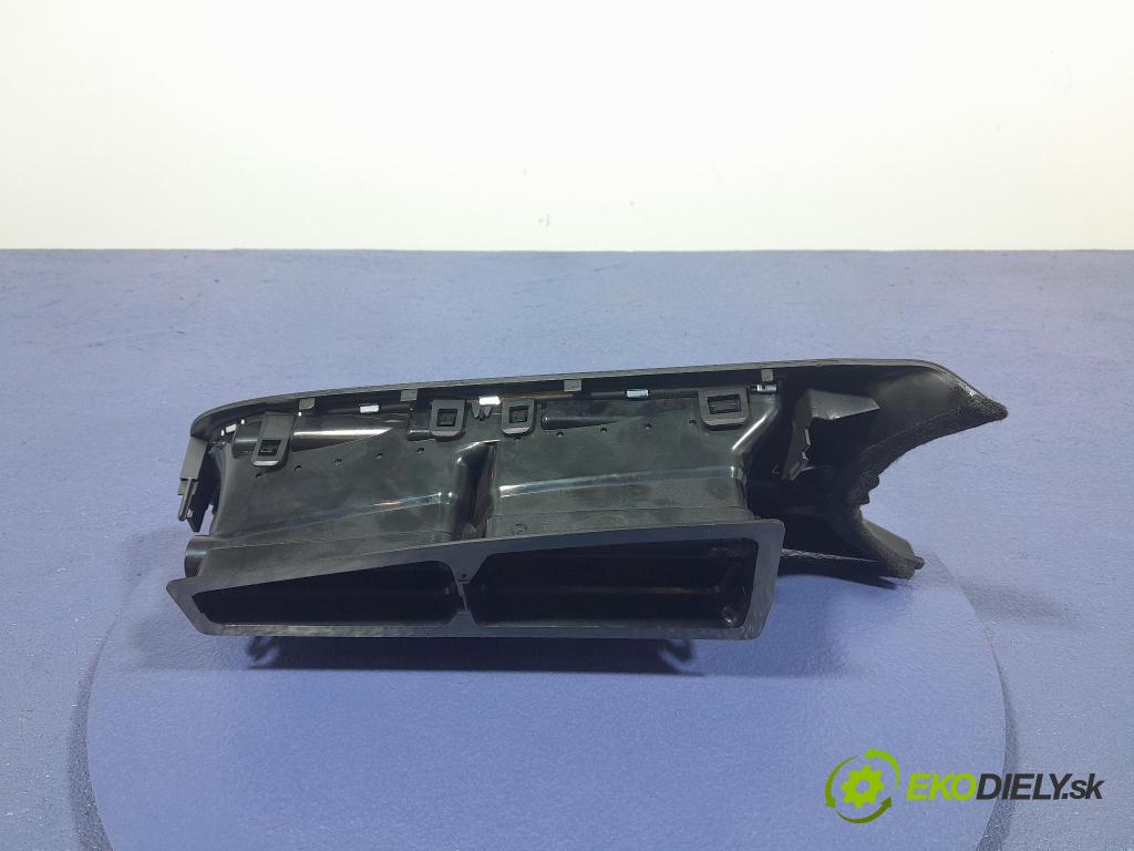 Peugeot 3008 2013 Mřížky Proud vzduchu Vzduch: