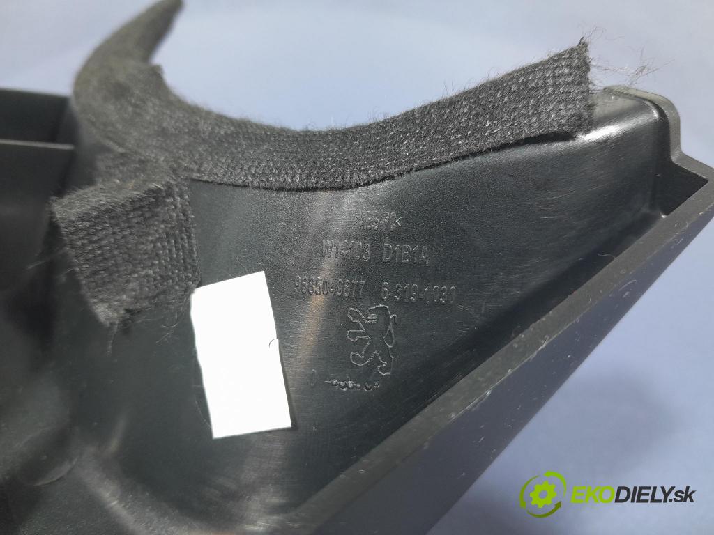 Peugeot 3008 2013 Mřížky Proud vzduchu Vzduch: 