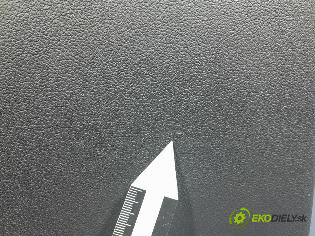 Peugeot 3008 2013 kastlík 9685050177