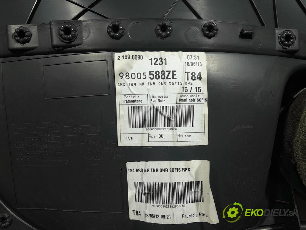 Peugeot 3008 2013 Čalounictví: dvere zad Prava: 