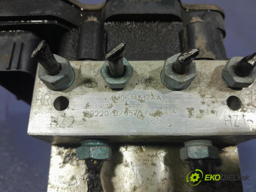 Audi Q7 2018 čerpadlo ABS x 4M0614517AA