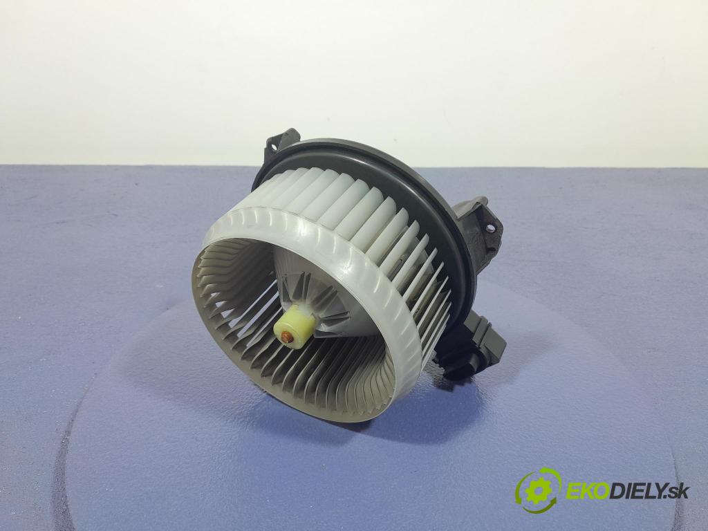 Honda Jazz 2012 ventilátor Vzduch: