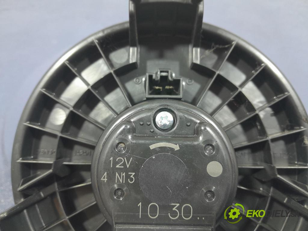 Honda Jazz 2012 ventilátor Vzduch: 