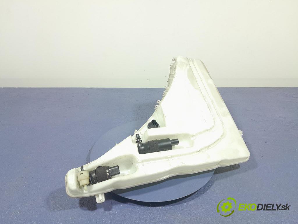 Audi Q7 2018 nádržka Podložka: 4M0955453G