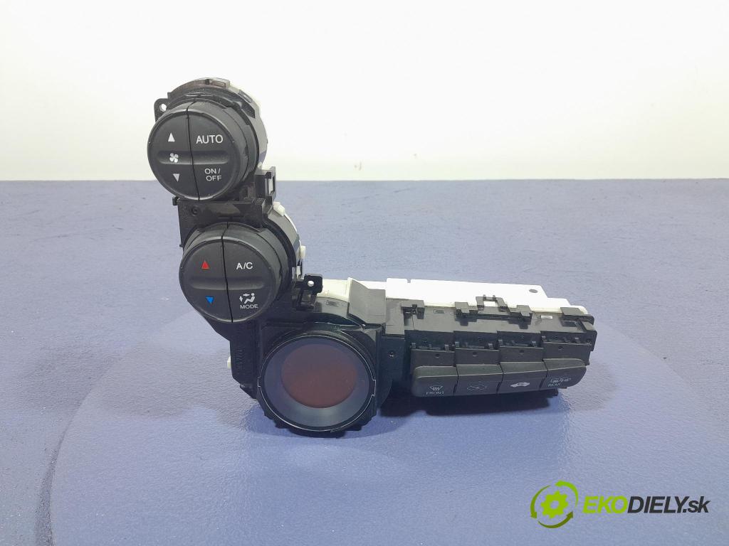 Honda Jazz 2012 prepínač Klimatizácia: Prúd vzduchu: D094D