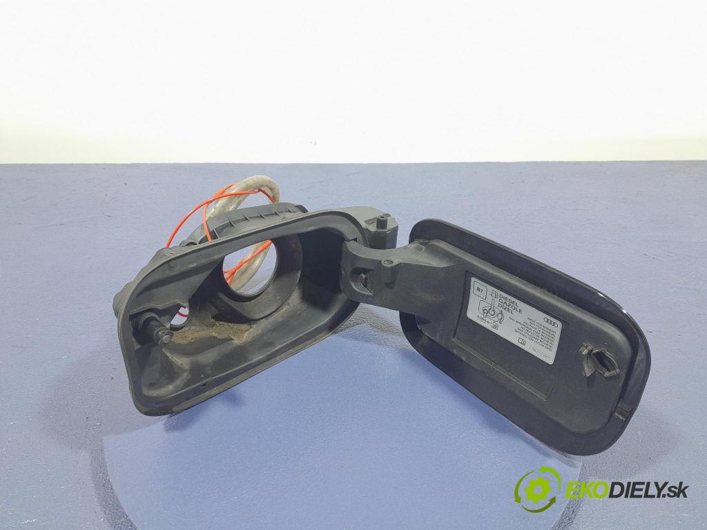 Audi Q7 2018 Klapka nádrže paliva 4M0809906E