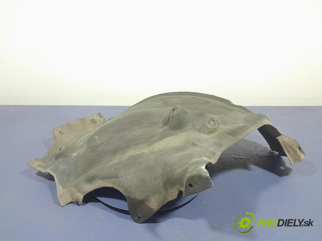 Audi Q7 2018 Blatník: Plastové: Predné