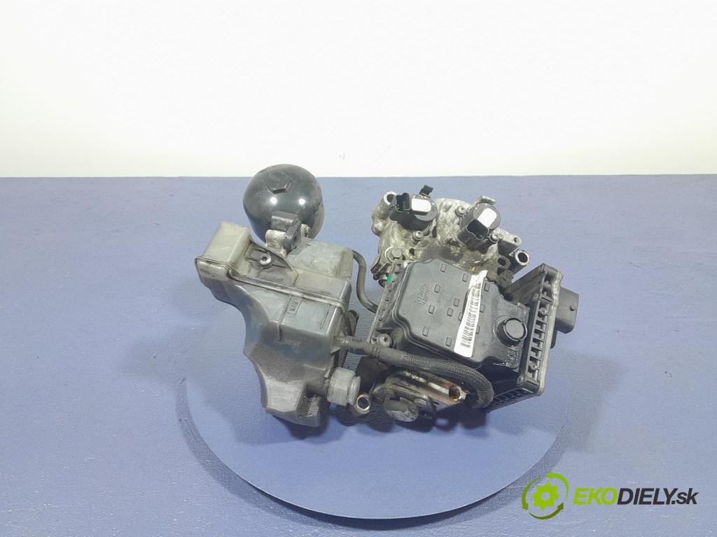 Peugeot 3008 2013 riadiaca jednotka skrine 9678905780