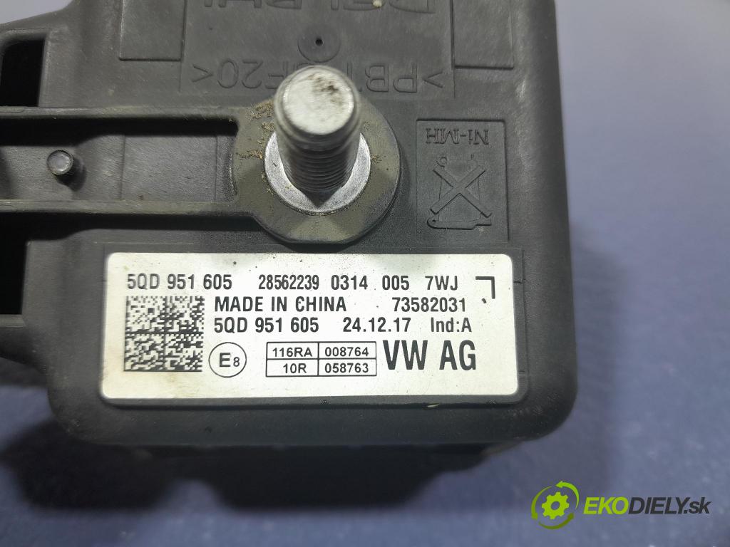 Audi Q7 2018 Signál Zvuk 5QD951605