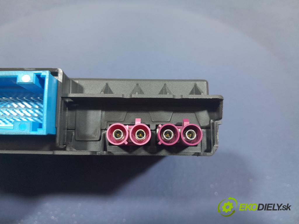 Audi Q7 2018 řídící jednotka Brána 8W5907468F