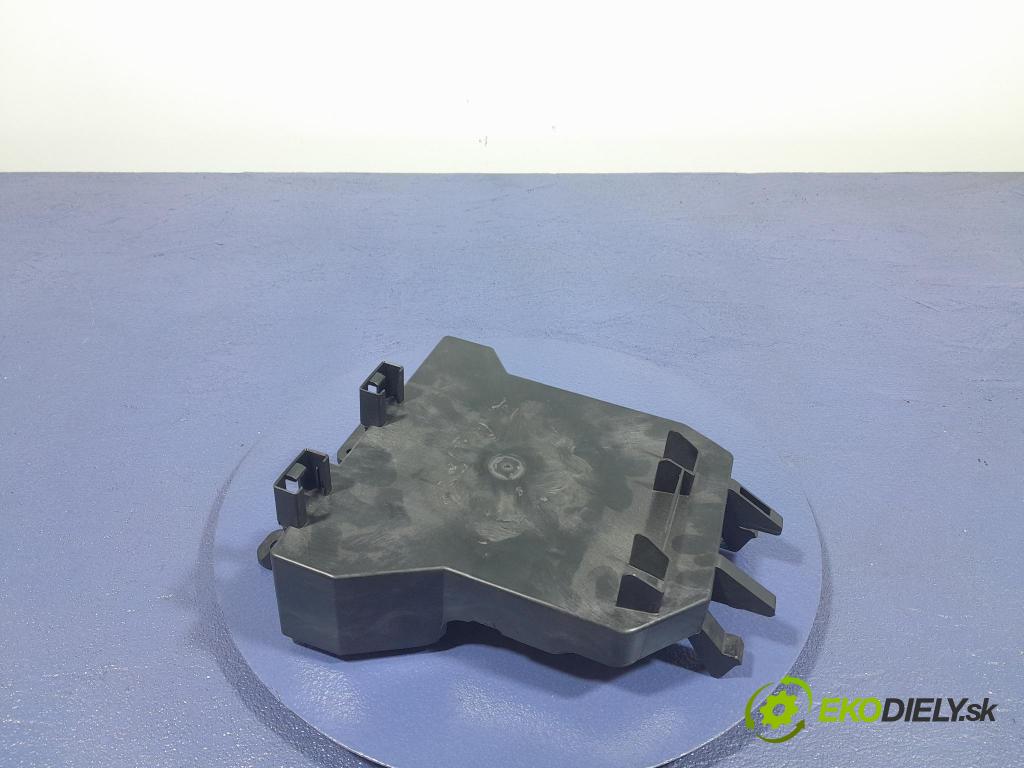 Audi Q7 2018 řídící jednotka 4M0907368