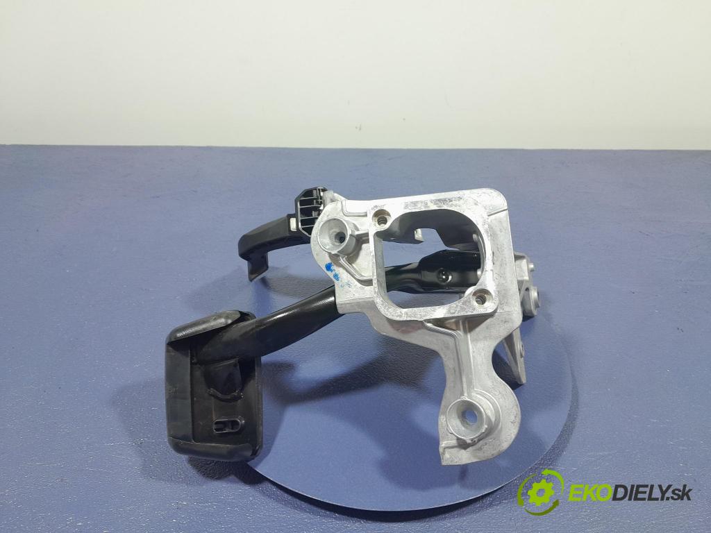 Audi Q7 2018 pedály 4M1723117E