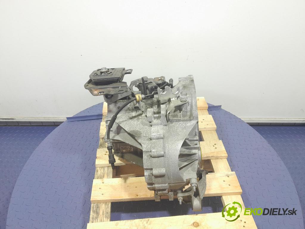 Ford Kuga 0 převodovka Ozubené kola: Manualna AV4R-7002-AA