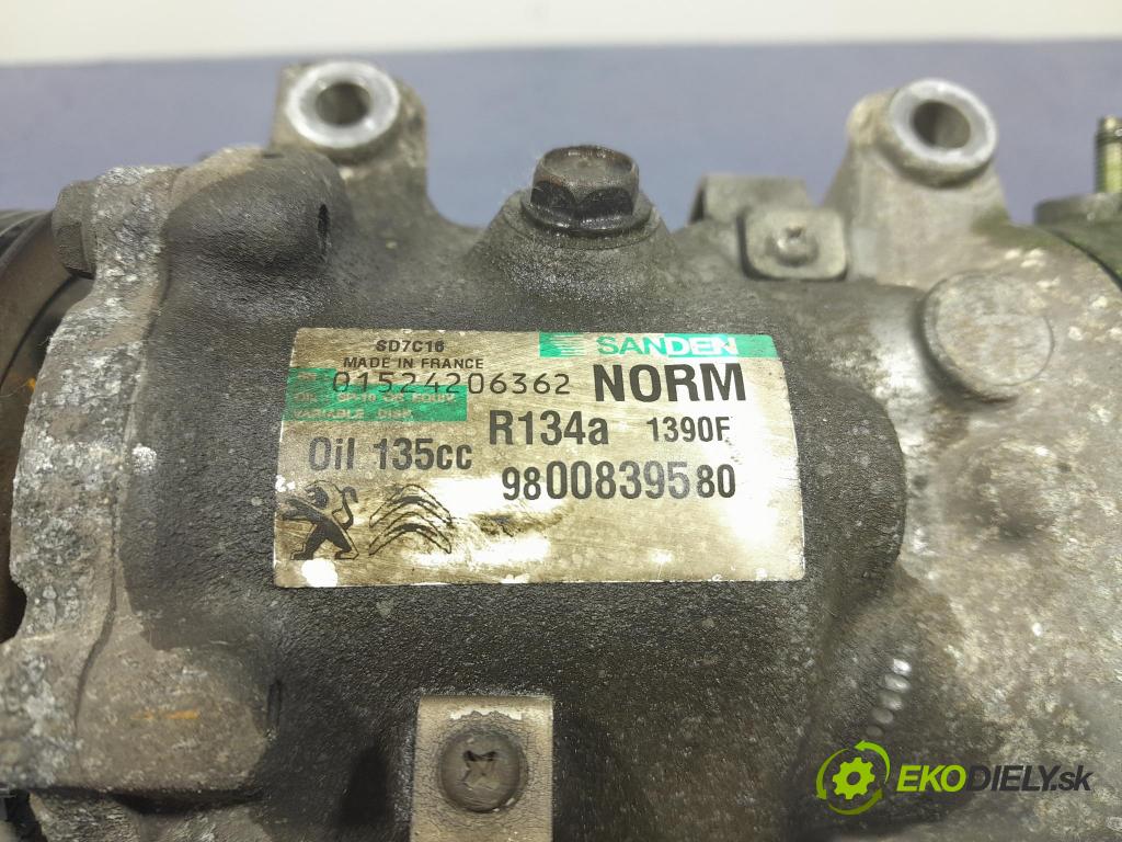 Peugeot 3008 2013 Kompresor: Klimatizace: 9800839580