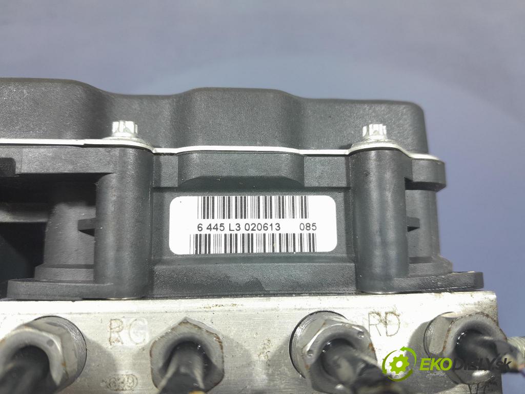 Peugeot 3008 2013 čerpadlo ABS x 9674677580