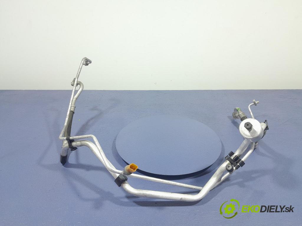 Peugeot 3008 2013 trubka Klimatizace: 9670651880