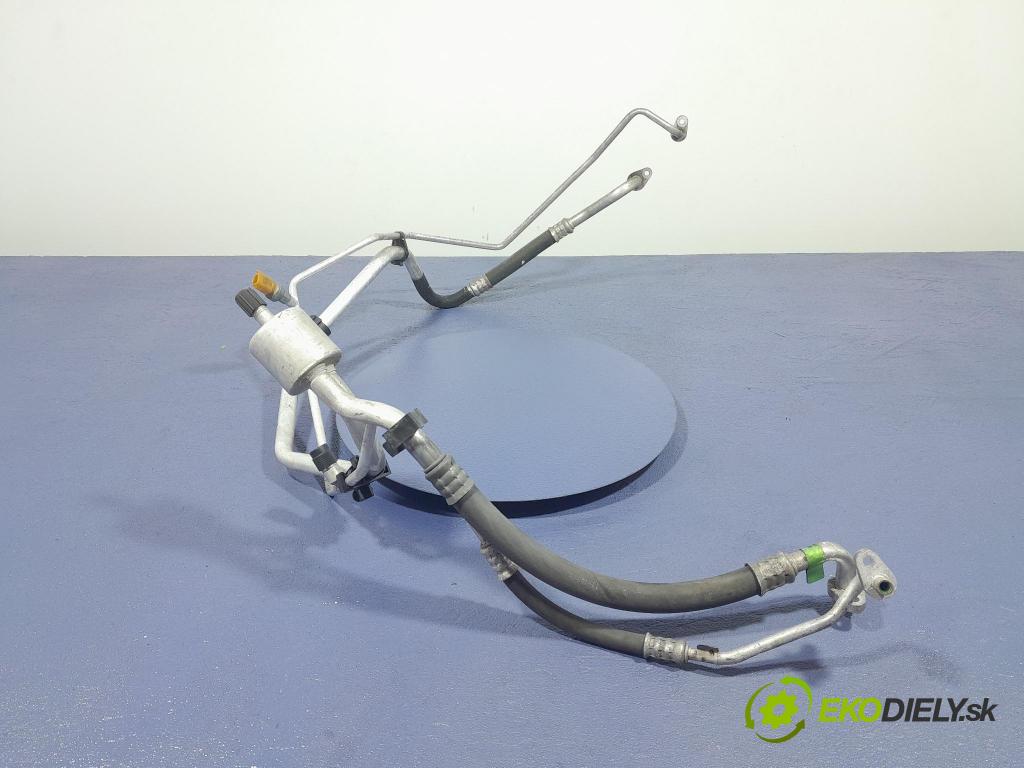 Peugeot 3008 2013 trubka Klimatizace: 9670651880