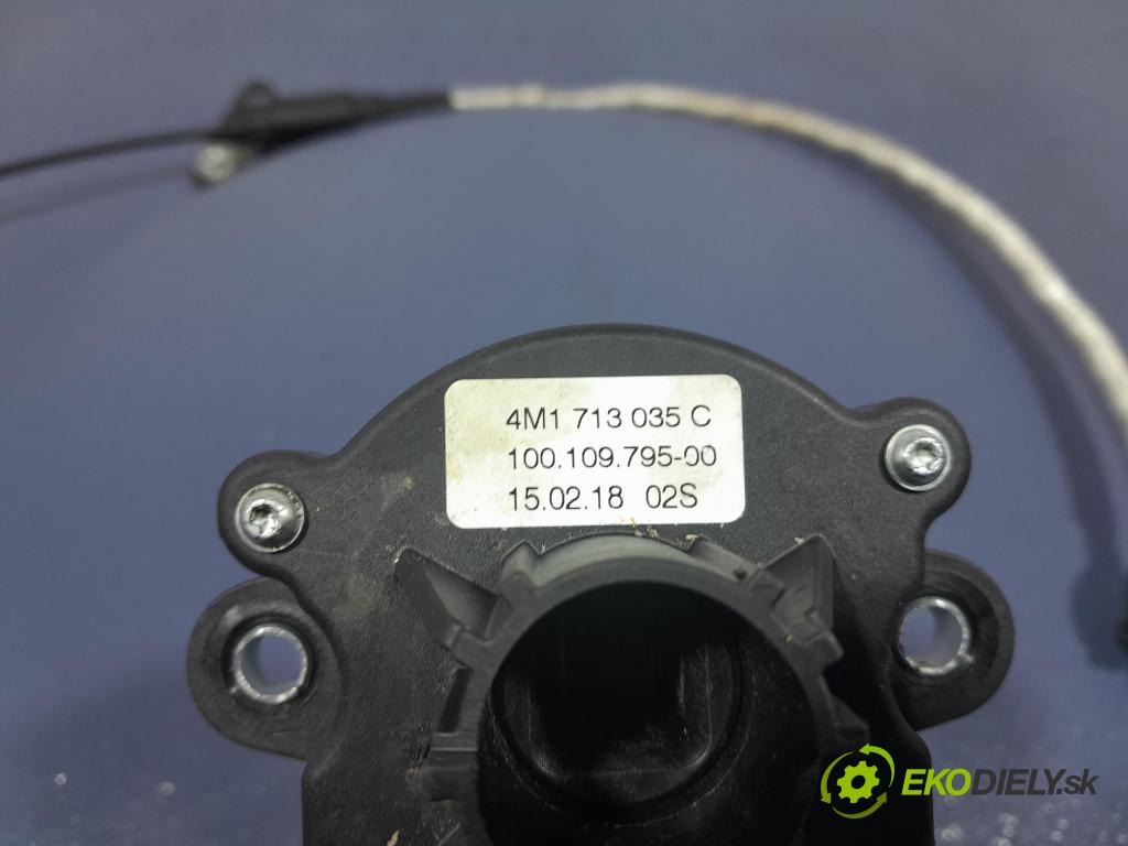 Audi Q7 2018 Odkazy 4M1713035C