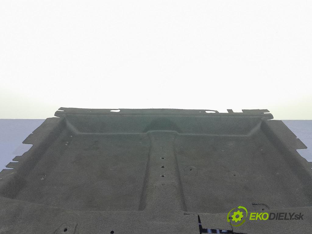 Audi Q7 2018 koberec do auta 4M0863697H