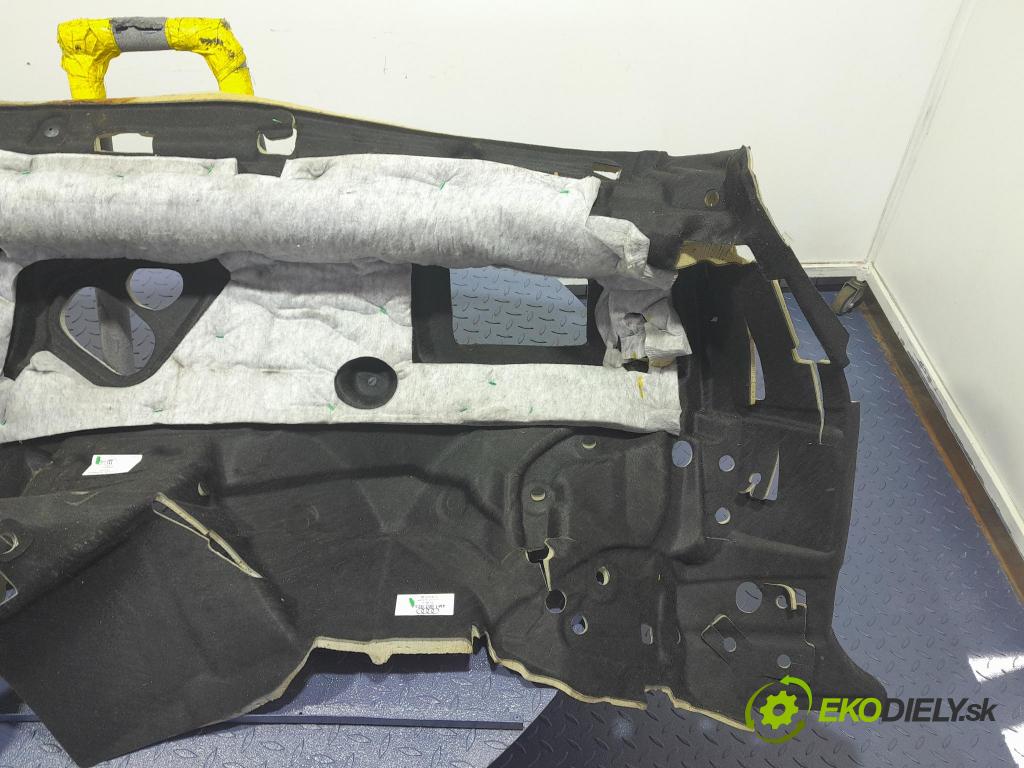 Audi Q7 2018 zvuková izolace 4M1863923L