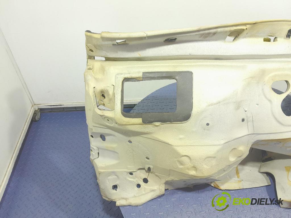 Audi Q7 2018 zvuková izolace 4M1863923L