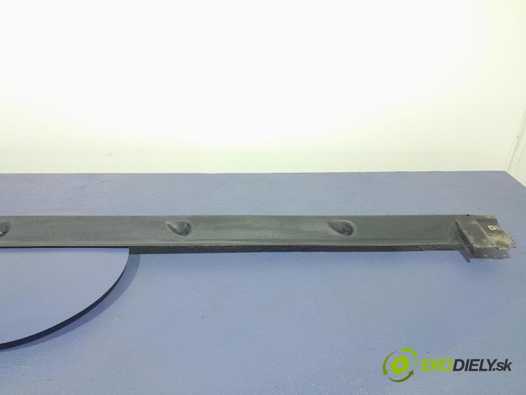 Audi Q7 2018 lišta Práh: 4M0825211H