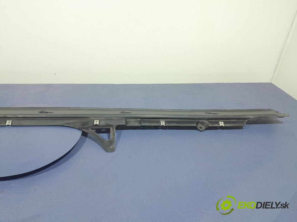 Audi Q7 2018 lišta Práh: 4M0825211H