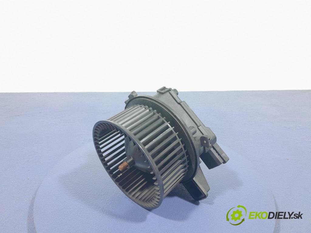 Audi Q7 2018 ventilátor Vzduch: 4M1820021B