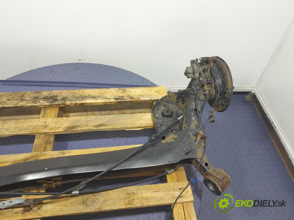 Honda Jazz 2012 výztuha Pozastavenia: Zad: