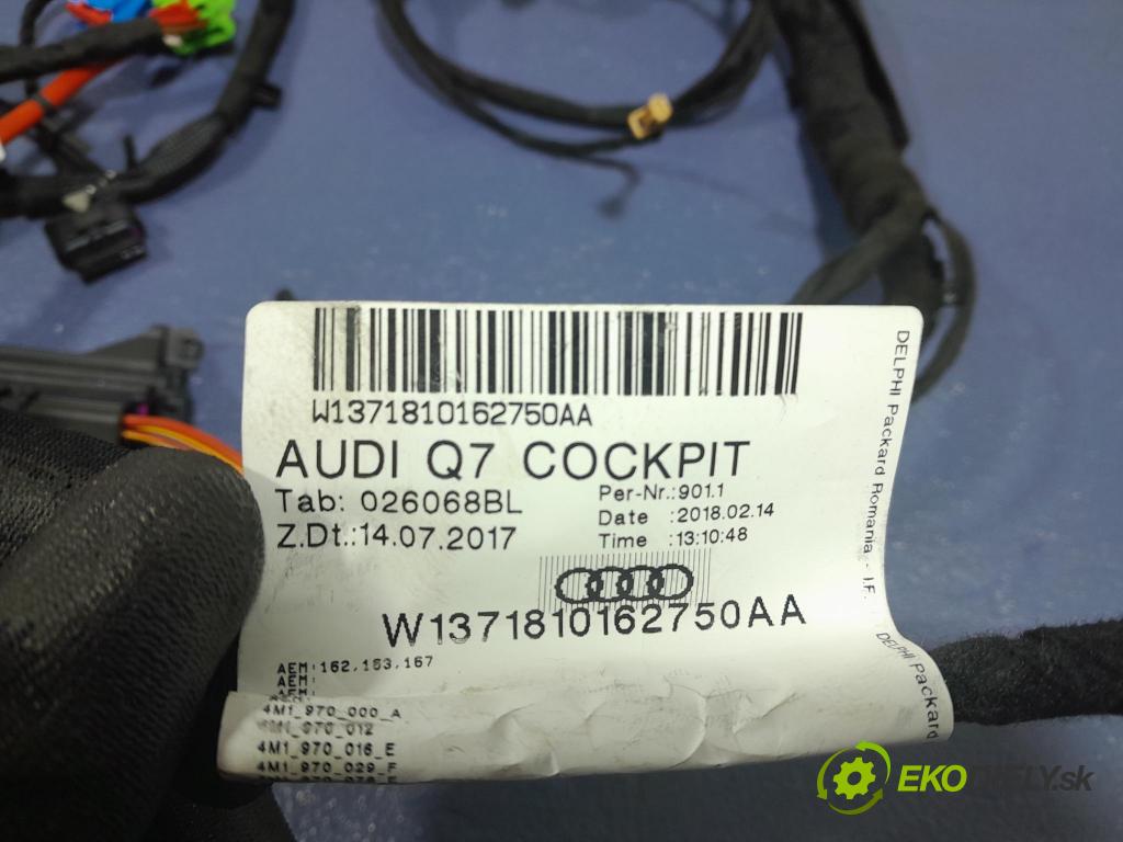 Audi Q7 2018 instalace Elektrický: 4M1971478C