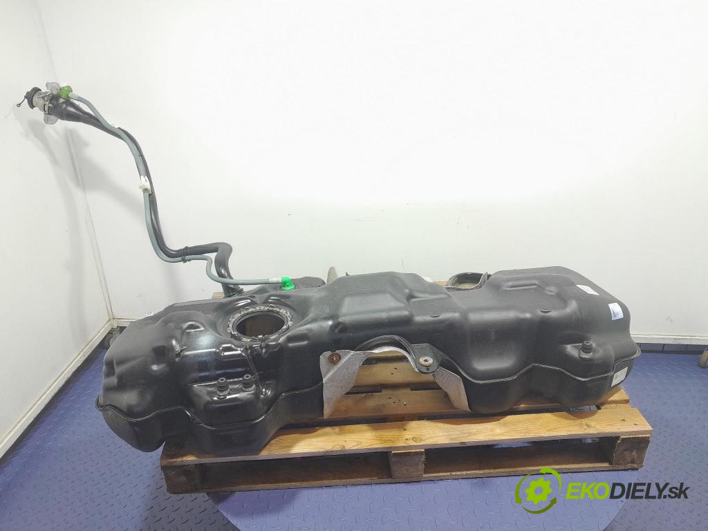 Audi Q7 2018 Nádrž: Paliva: 4M0201021EC