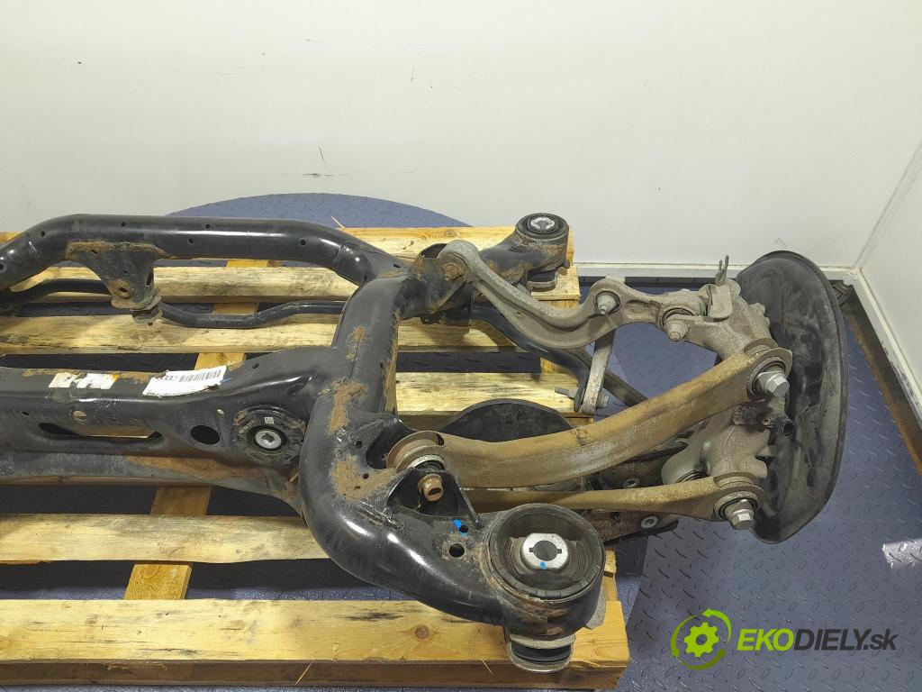 Audi Q7 2018 výztuha Pozastavenia: Zad: 4M0500025