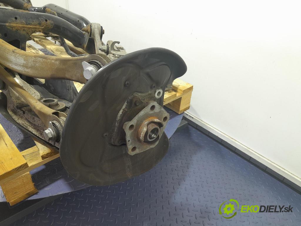 Audi Q7 2018 výztuha Pozastavenia: Zad: 4M0500025