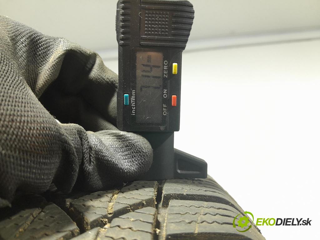 Vw Polo 2002 pneumatika ZIMA: 4050496001940